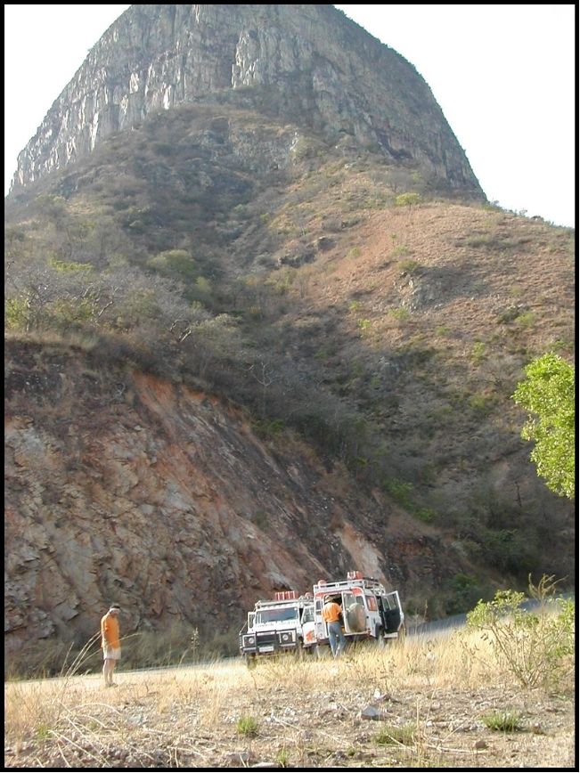 Land Rover expedition photograph in Angola
