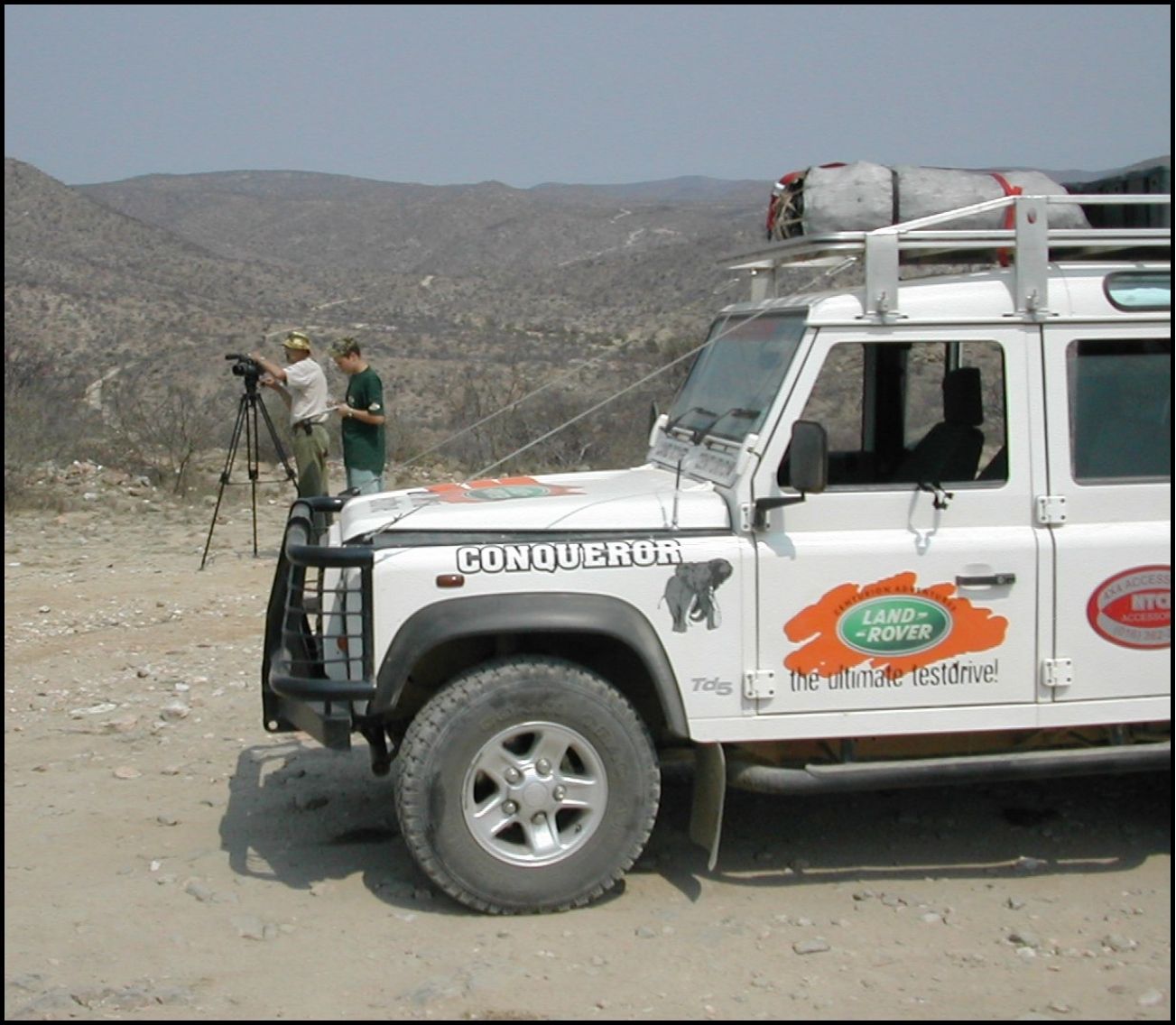 Land Rover expedition vehicles in Angola