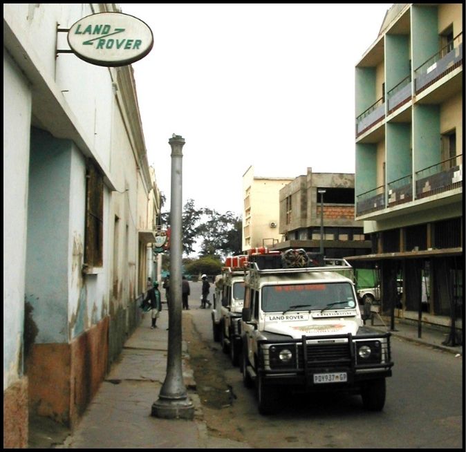 Land Rover encountered in Angola